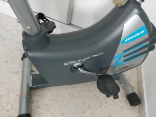 Bicicleta Estática Gris y Negra