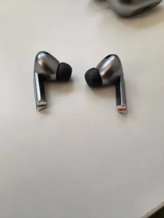 Samsung Galaxy Buds 3 Pro Negros + Fundas