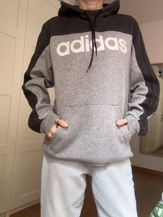 Sudadera Adidas Gris y Negra con Capucha