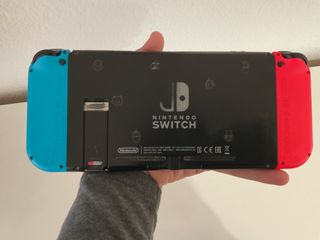 Nintendo Switch con juegos, tiene bastantes