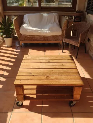Mesa de centro de madera