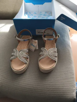 Sandalias nuevas ,numero 37