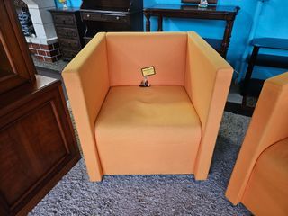 Sofás individuais - Bom estado geral - Valor unitá