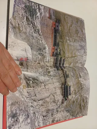 China. Ediz. multilingue