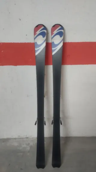 Esquís Salomón carving.perfectos para empezar Med