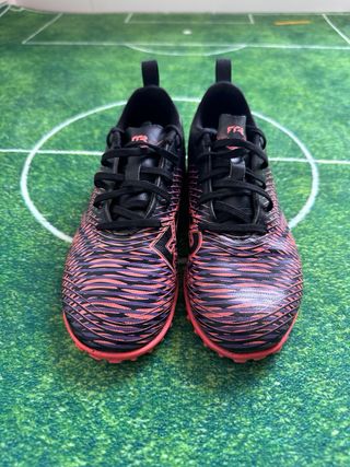 Botas Fútbol PUMA T.34 Niños Césped