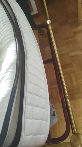 Somier 190x135cm, como nuevo.