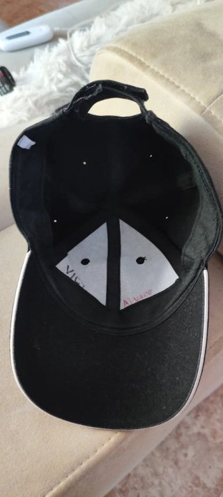 2 gorras niño de 6 a 15, de Nike y Yeah