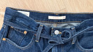 Pantalón culotte Levi's azul.