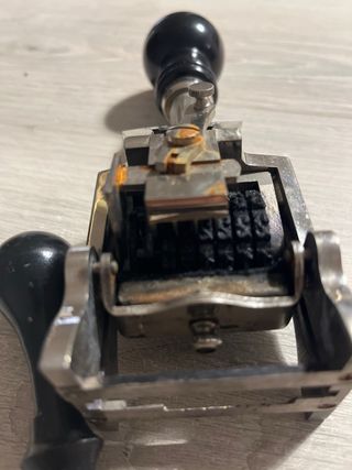 Timbro numeratore + sigillo ceralacca