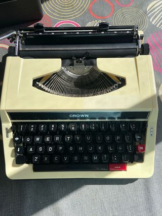 Máquina de escribir Crown Vintage