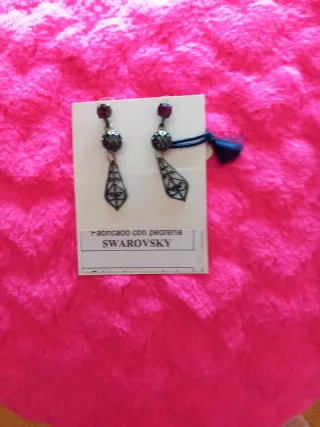 Pendientes Regionales Plateados Swarovski Morados