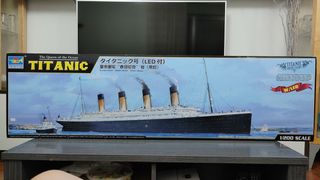 Maqueta Titanic Trumpeter LED 1/200 MUY limitada