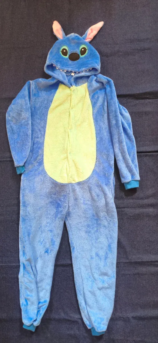 Lote familiar de 3 disfraces de Stitch.