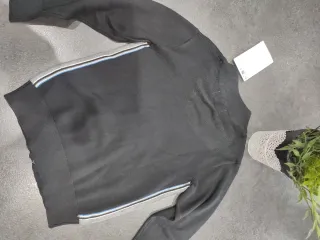 Cardigan nero zip taglia 3/4 anni