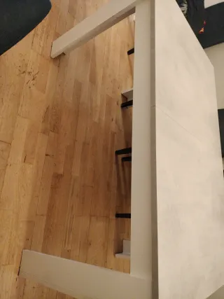 Mesa de comedor moderna Abierta 1,90 ,cerrada 90 c