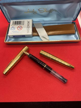 Estilografica Seaffer dorada