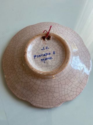 Plato entremeses pintado a mano