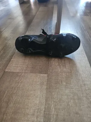 Botas de fútbol Adidas Predator 39.5