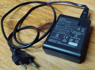 Cargador Canon LC-E10E para batería cámara fotos