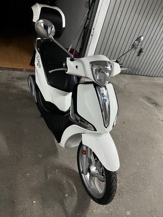 Piaggio Liberty 125 ABS Negra