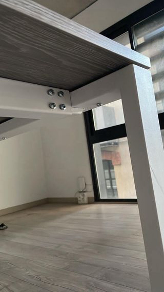 Escritorio esquinero gris y blanco 80x160/180x60