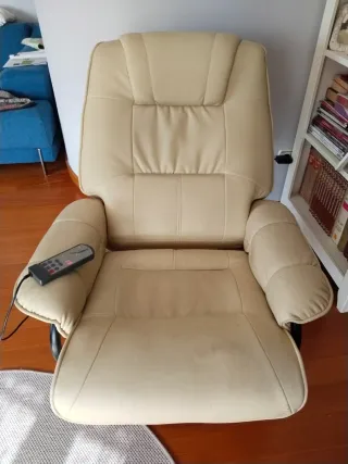 Sillón masaje giratorio piel sintética