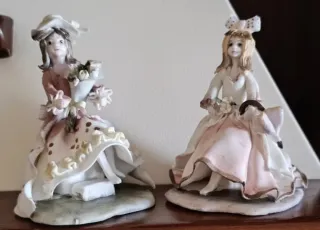 Profumiere in vetro con tappo e statuine