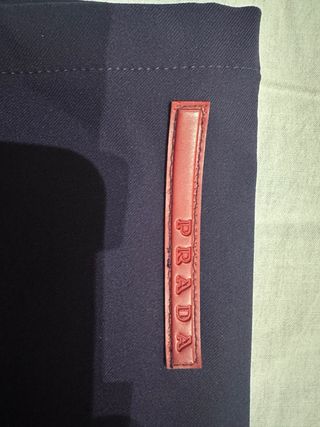 Falda morada con cinturón