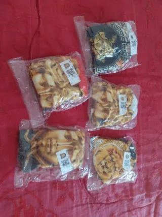 5 Gorras con diseño Medusa