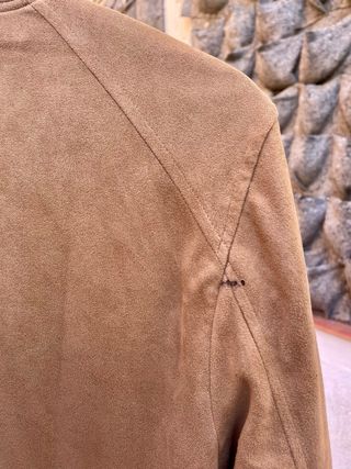 Cazadora de ante de Zara