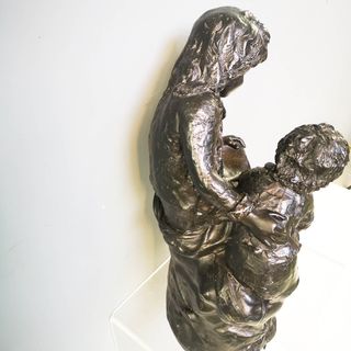 ESCULTURA PAREJA NIÑOS  R3760073048066