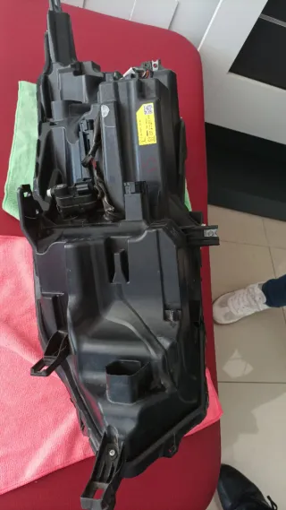 Faro Nissan Qashqai J12 LED DRL RH