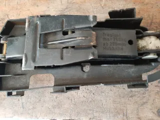 Gato Volkswagen 357 011 031 B