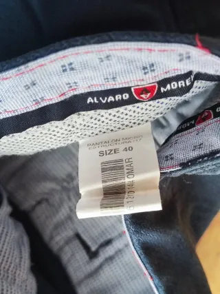 Pantalón Chino Álvaro Moreno Azul