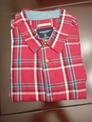 Lote 4 camisas + 2 pantalones