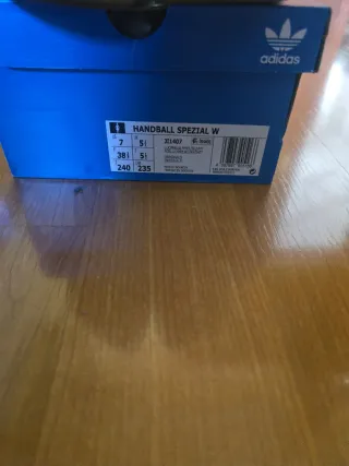 Zapatillas Adidas Handball Rosa y Amarillo