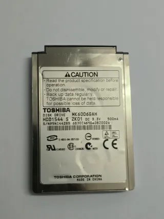 Pack 2 Discos Duros: Toshiba 1.8 60GB + SSD Kingst