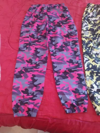 2 Pantalones infantiles camuflaje