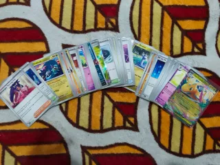 Lote Pokémon 2026 Lucario SAR + Evoluciones Eevee