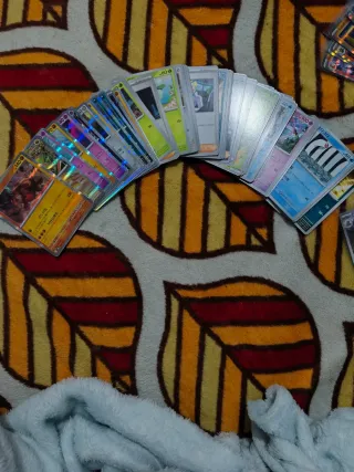 Lote Pokémon 2026 Lucario SAR + Evoluciones Eevee
