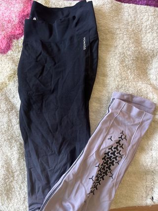 Leggings deportivos DOMYOS negros y morados