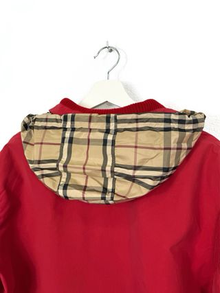 Chaqueta Burberry Clásica Impermeable Retro Roja
