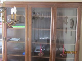 Mueble estilo inglés madera y cristal