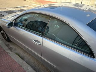 Mercedes-Benz  CLK 2002