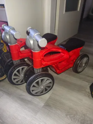 Correpasillos Chicco Rojo