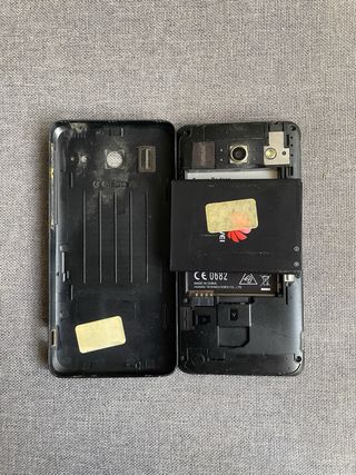 2 Móviles Huawei y LG (Negro y Blanco)