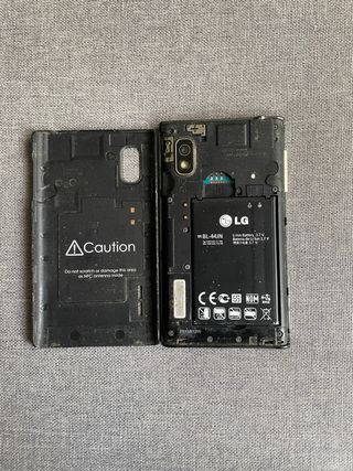 2 Móviles Huawei y LG (Negro y Blanco)