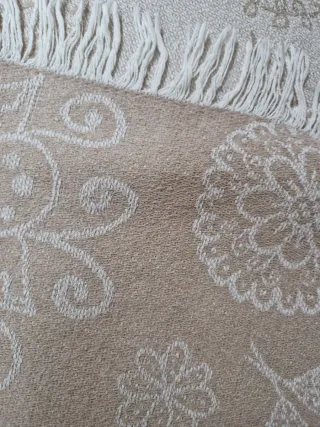 Manta fina con flecos