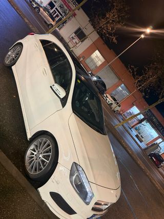 Mercedes-Benz A200 2014